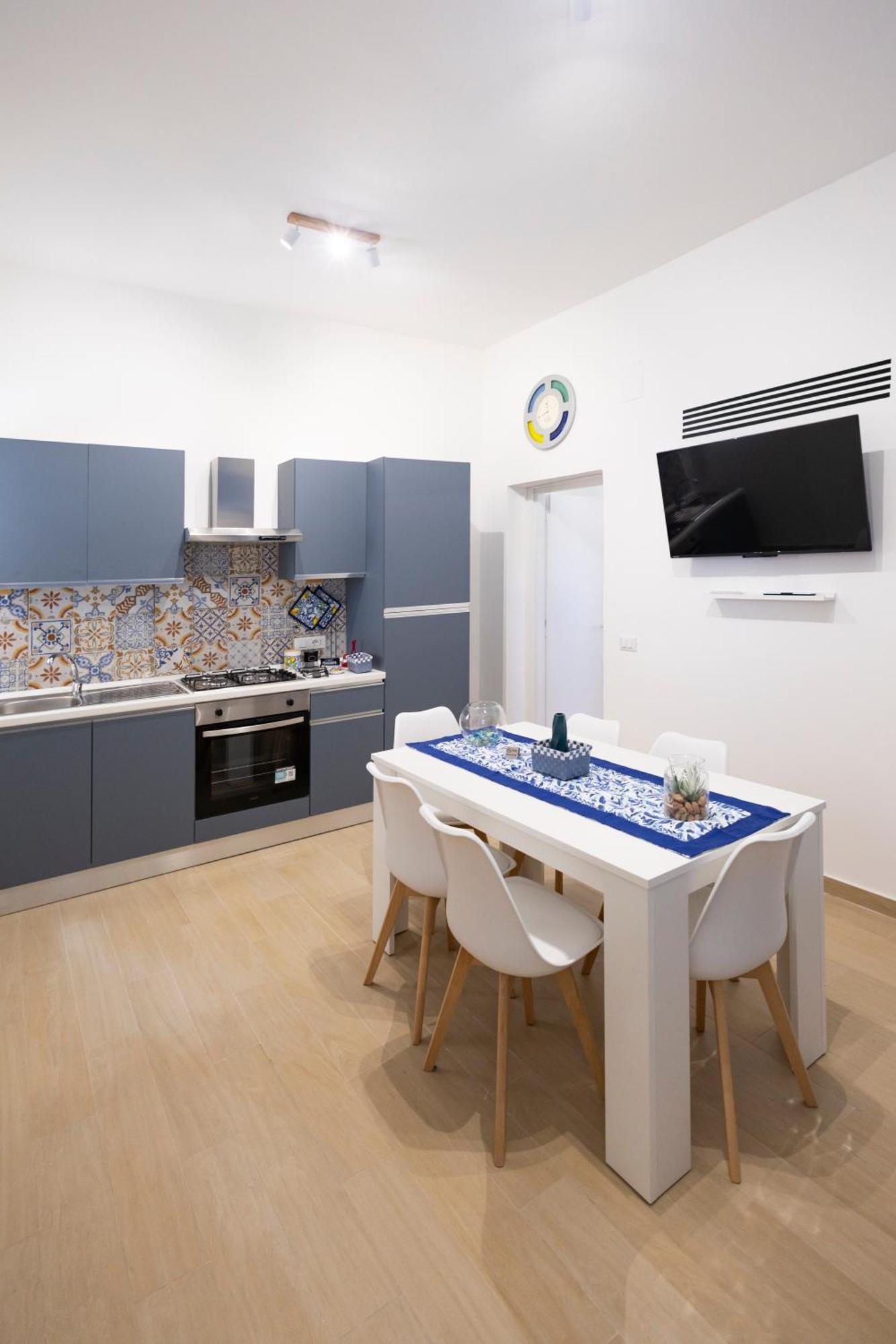 Giancos Apartment